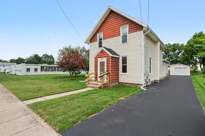 817 W Hanover Street, Marshall, MI 49068 - Photo 3
