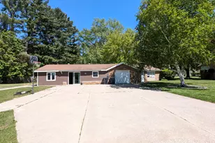 201 Randolph St, Bangor, MI 49013 - Photo 23