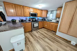 1466 Scenic Dr, Muskegon, MI 49445 - Photo 5