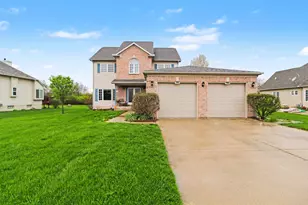8060 Fox Tail Ct, Ypsilanti, MI 48197 - Photo 3