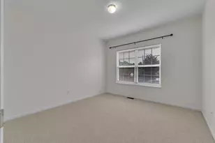 1021 Maiden Ln, Ann Arbor, MI 48105 - Photo 21