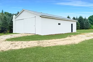 145 S 35 Rd, Cadillac, MI 49601 - Photo 47