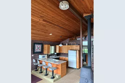 593 N 72nd Avenue, Hart, MI 49420 - Photo 5