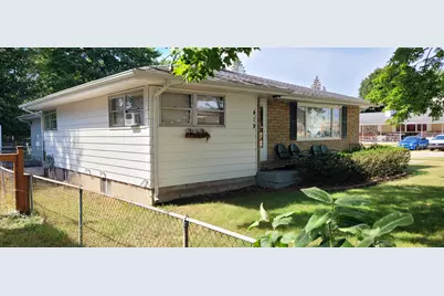 419 N Washington Avenue, Ludington, MI 49431 - Photo 3