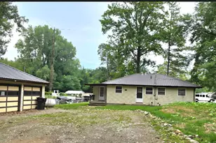 691 Lighthouse Dr, Coldwater, MI 49036 - Photo 1