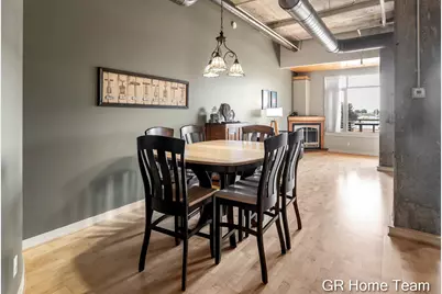 105 W Danaher Street #201, Ludington, MI 49431 - Photo 11