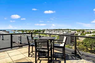 105 W Danaher St, Ludington, MI 49431 - Photo 65