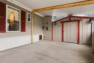 15877 Cottonwood Ave, Cedar Springs, MI 49319 - Photo 23