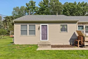 18210 Mohawk Dr, Spring Lake, MI 49456 - Photo 1