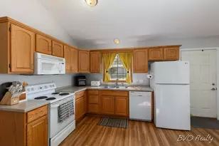 18210 Mohawk Dr, Spring Lake, MI 49456 - Photo 9