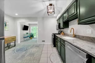 1750 Tiverton Rd, Bloomfield Hills, MI 48304 - Photo 13