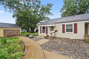 644 Village Ln, Jenison, MI 49428 - Photo 25