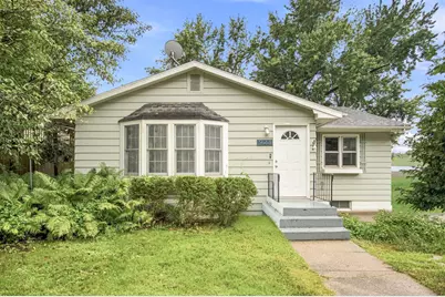 923 Bell Avenue, New Buffalo, MI 49117 - Photo 1