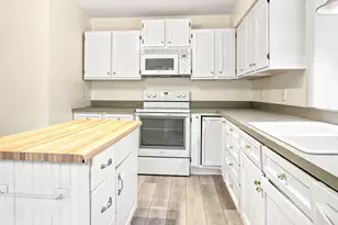 923 Bell Ave, New Buffalo, MI 49117 - Photo 9