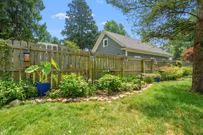 2411 Waite Avenue, Kalamazoo, MI 49008 - Photo 11