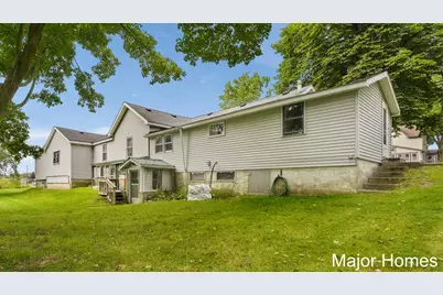 417 W Main Street, Stanton, MI 48888 - Photo 31