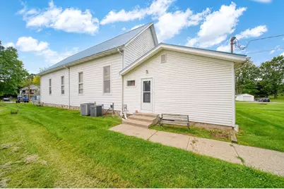 106 E Commercial Street, Brooklyn, MI 49230 - Photo 29