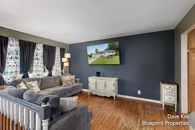 131 Manor Drive, Middleville, MI 49333 - Photo 5