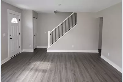 21163 Capital Avenue NE, Battle Creek, MI 49017 - Photo 9