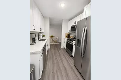 21163 Capital Avenue NE, Battle Creek, MI 49017 - Photo 7