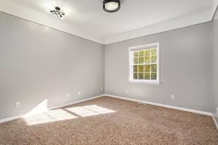 15627 13 Mile Rd, Battle Creek, MI 49014 - Photo 21
