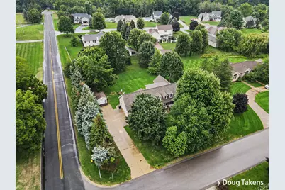 381 White Stag Court SW, Grandville, MI 49418 - Photo 5