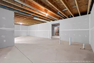 1266 S Village Cir, Kalamazoo, MI 49009 - Photo 37