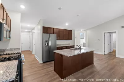 1266 S Village Circle, Kalamazoo, MI 49009 - Photo 11