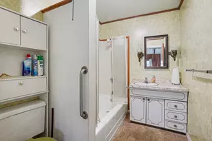 56672 S Main St, Mattawan, MI 49071 - Photo 15