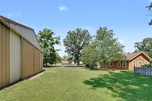56672 S Main St, Mattawan, MI 49071 - Photo 3