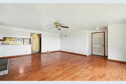 21648 E Us-12, Edwardsburg, MI 49112 - Photo 13