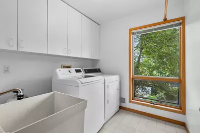 1828 Greenlawn Avenue, Kalamazoo, MI 49006 - Photo 27