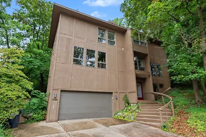 1828 Greenlawn Avenue, Kalamazoo, MI 49006 - Photo 1