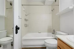 15 E Kirby St, Detroit, MI 48202 - Photo 29