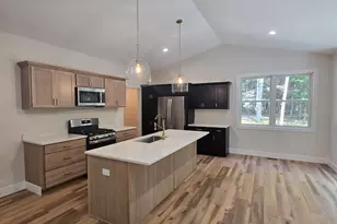 918 Scenic Dr, Muskegon, MI 49445 - Photo 17