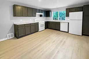 1429 Louise St SE, Grand Rapids, MI 49507 - Photo 7