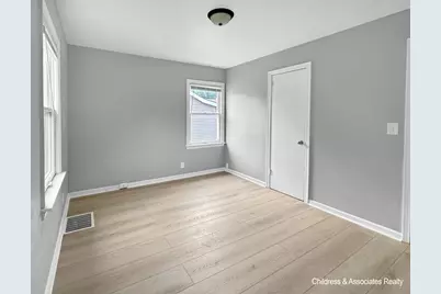 1429 Louise Street SE, Grand Rapids, MI 49507 - Photo 11