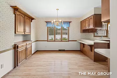 3908 Meadowood Lane SW, Grandville, MI 49418 - Photo 7