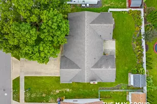 3908 Meadowood Ln SW, Grandville, MI 49418 - Photo 5