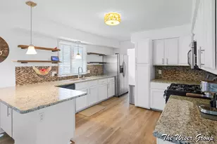 1742 Boston St SE, Grand Rapids, MI 49506 - Photo 9
