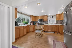 131 N Concord St, Concord, MI 49237 - Photo 31