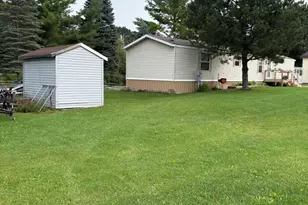 1455 Eldon Ct, Gladwin, MI 48624 - Photo 5