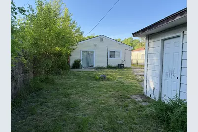 2190 Garrick Avenue, Warren, MI 48091 - Photo 15