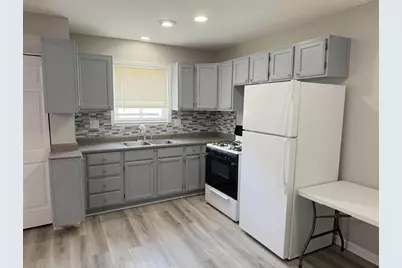 2190 Garrick Avenue, Warren, MI 48091 - Photo 5
