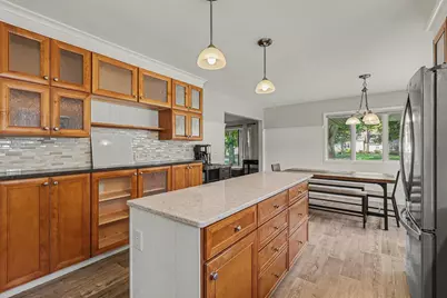 997 Colonial Court, Holland, MI 49423 - Photo 5