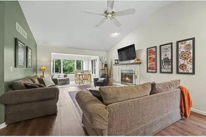 2017 Blue Bell Way, Grand Rapids, MI 49504 - Photo 9