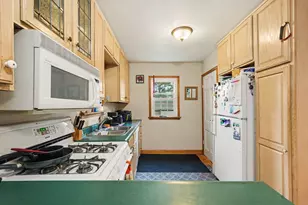 6516 Martin Rd, Norton Shores, MI 49444 - Photo 9