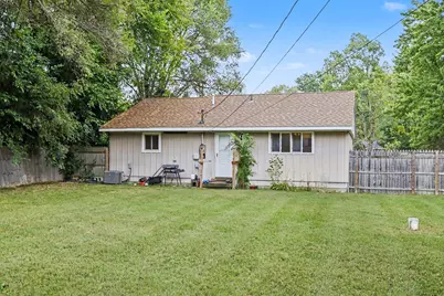 1160 Beverly Court, Benton Harbor, MI 49022 - Photo 21
