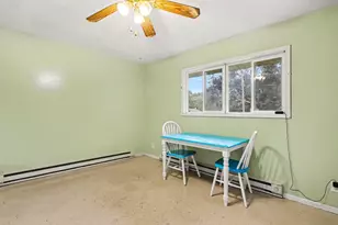 1160 Beverly Ct, Benton Harbor, MI 49022 - Photo 9