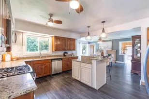 37 Fairfield Dr, Coldwater, MI 49036 - Photo 3